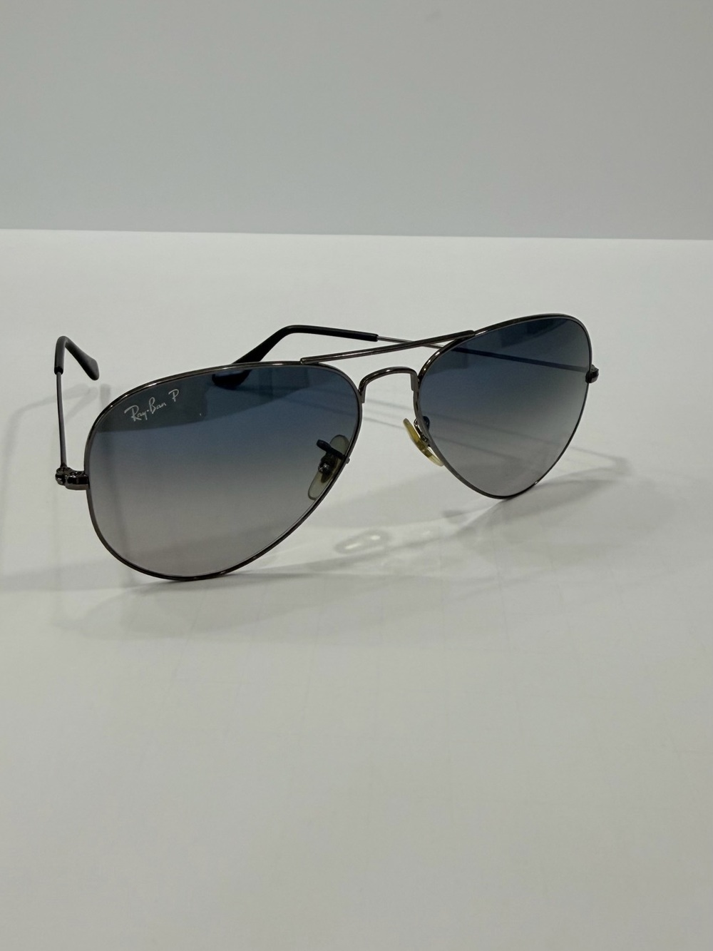 Ray-Ban Aviator Classic Men's Sunglasses - Gradient Gray Lenses - Picture 2 of 9